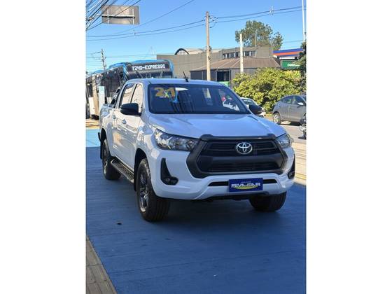 TOYOTA HILUX 2.7 VVT-i FLEX CD SR 4X2 AUTOMÁTICO TOYOTA HILUX 2.7 VVT-i FLEX CD SR 4X2 AUTOMÁTICO